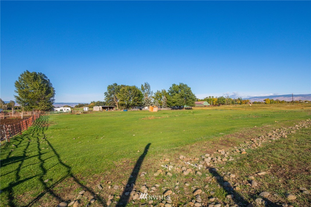 700 Lyons Road Ellensburg, WA 98926 - Photo 33 of 34 Gallery Image 33