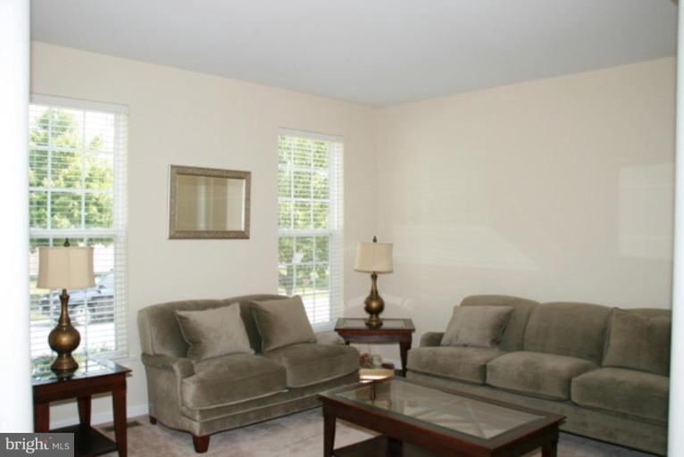 3034 Old Channel Road Laurel, MD 20724 - Photo 3 of 30 Living Room
