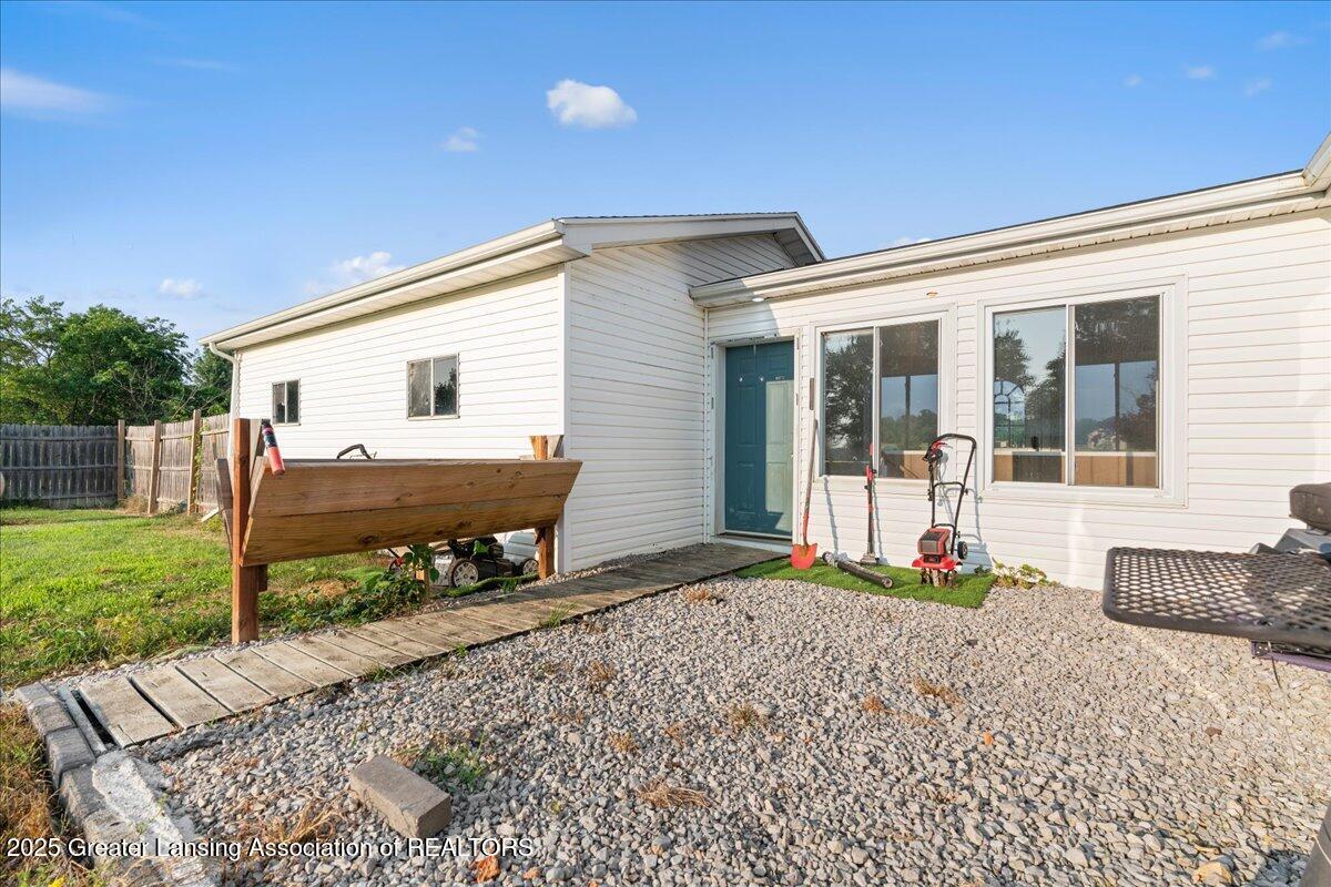 9966 Bauer Road Dewitt, MI 48820 - Photo 35 of 43 41-Media Jett - 17
