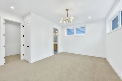 $625,000 | 2147 West Adams Street, Unit 1N, Chicago, IL 60612