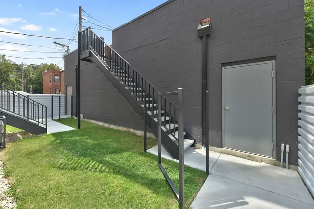 $625,000 | 2147 West Adams Street, Unit 1N, Chicago, IL 60612