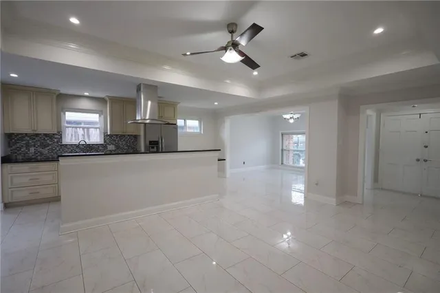 $2,300 | Undisclosed Address, Metairie, LA 70006