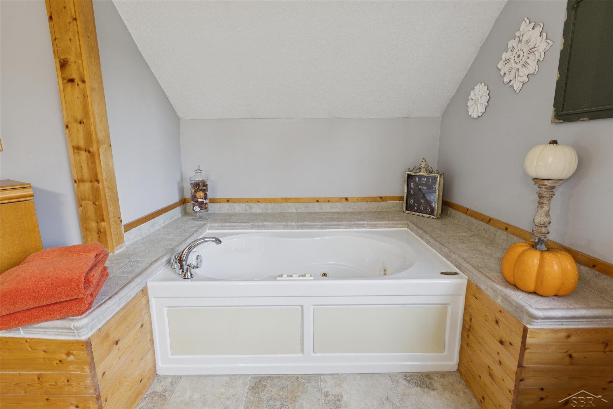 7165 Hospital Road Freeland, MI 48623 - Photo 29 of 83