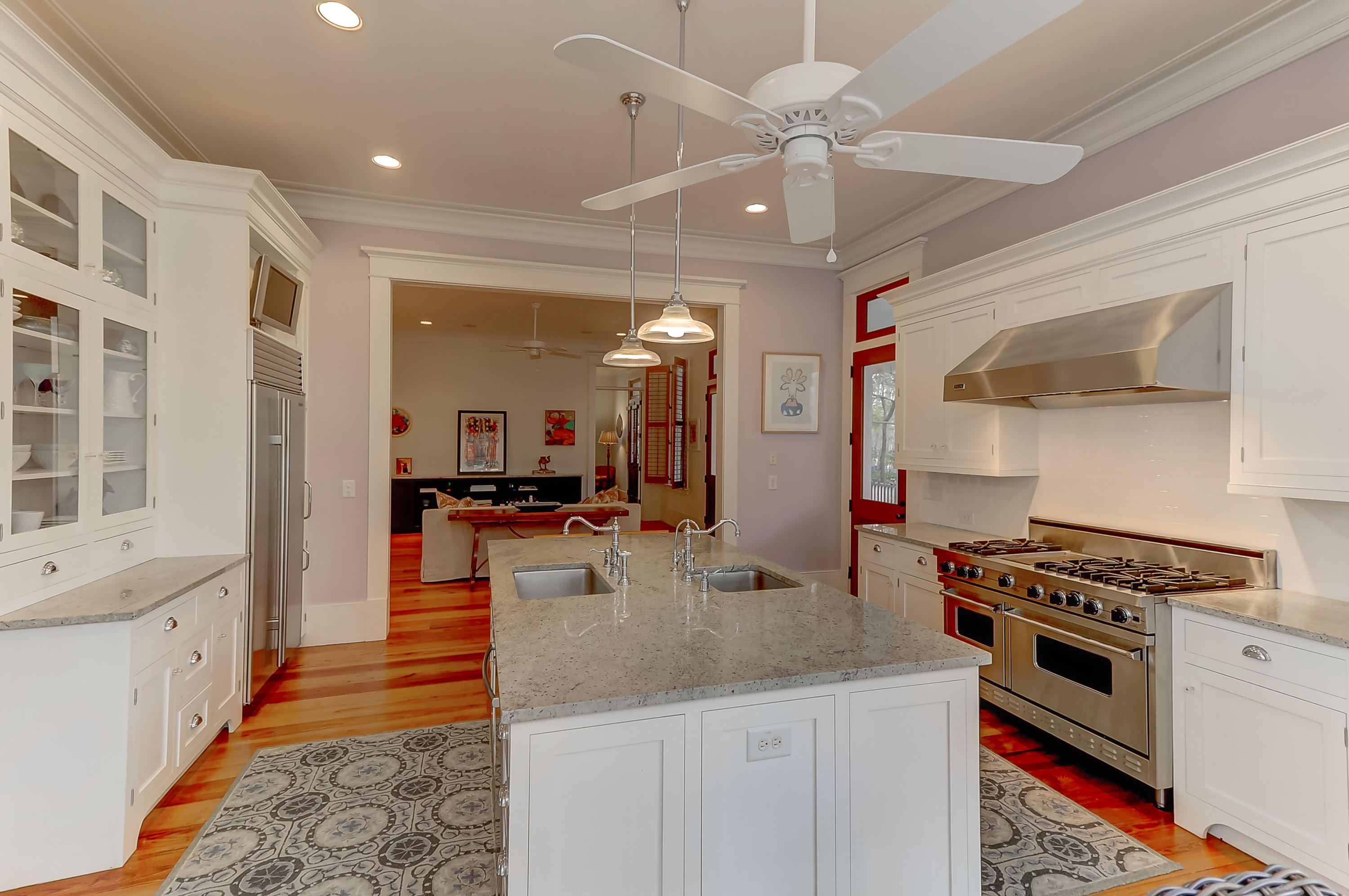 30 Hopetown Road Mount Pleasant, SC 29464 - Photo 11 of 57 Kitchen
