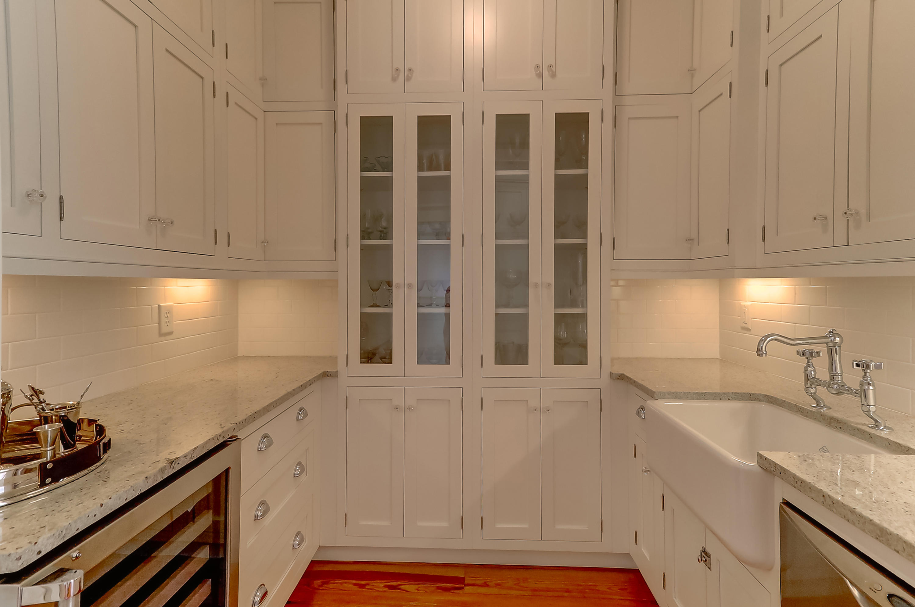 30 Hopetown Road Mount Pleasant, SC 29464 - Photo 13 of 57 Butler's Pantry