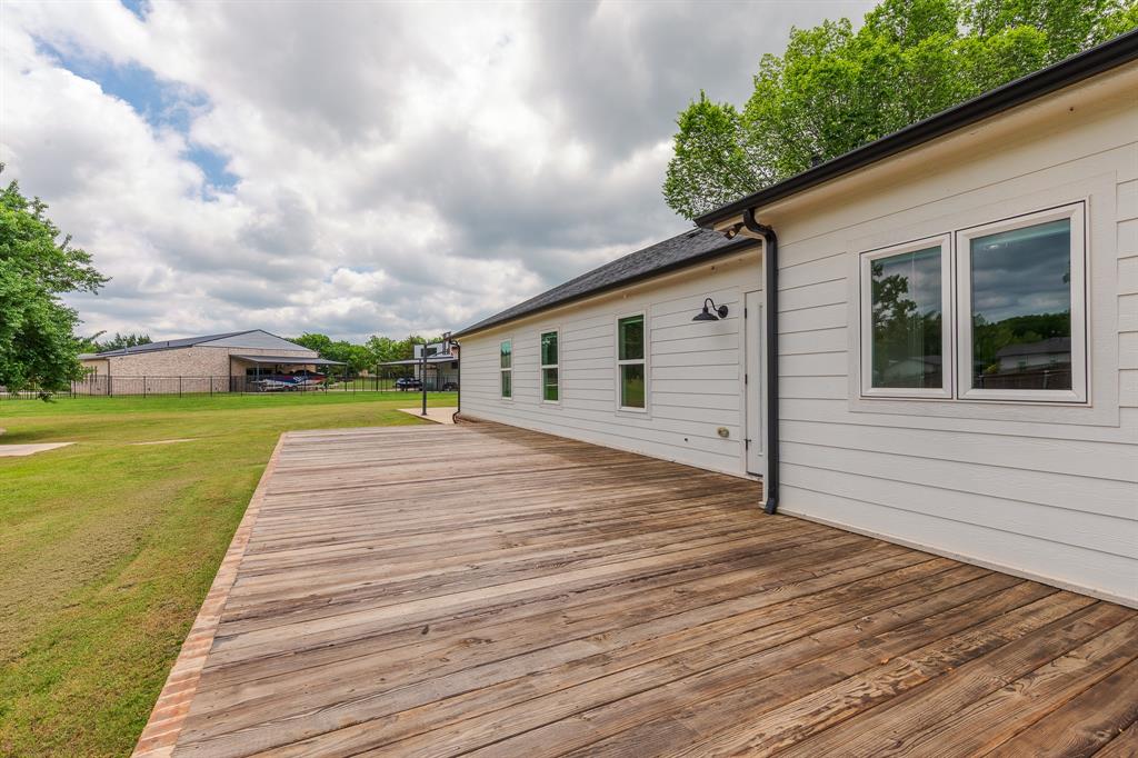 1305 North John Douglas Road Van Alstyne, TX 75495 - Photo 33 of 40