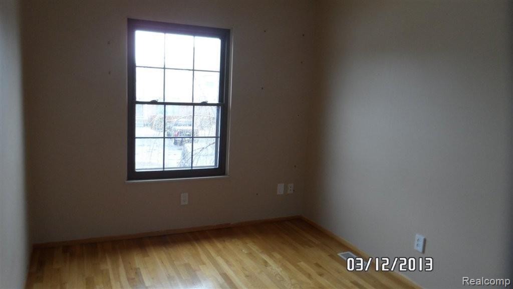 22156 Edgewater Novi, MI 48375 - Photo 9 of 10 SAM_1578.JPG