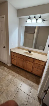 $2,250 | 5119 West 159th Street, Unit 3SE, Oak Forest, IL 60452