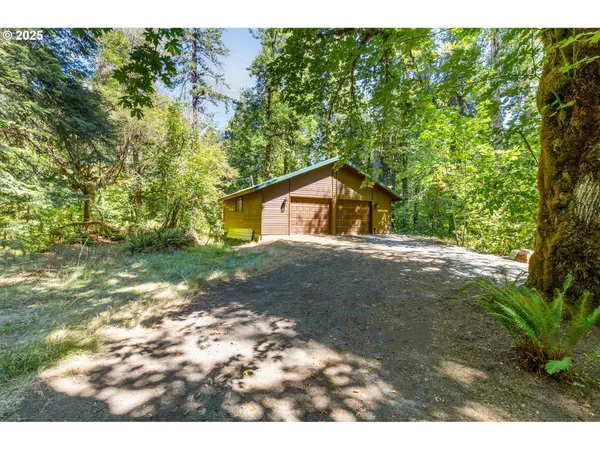 $500,000 | Mckenzie River Drive, Unit 1800, Blue River, OR 97413