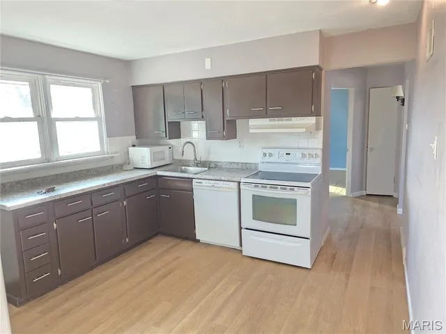 $1,450 | 8600 Engler Avenue, St. Louis, MO 63114