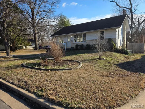$1,425 | 8600 Engler Avenue, St. Louis, MO 63114
