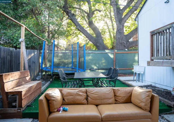 $575,000 | 348 Valle Vista Avenue, Vallejo, CA 94590