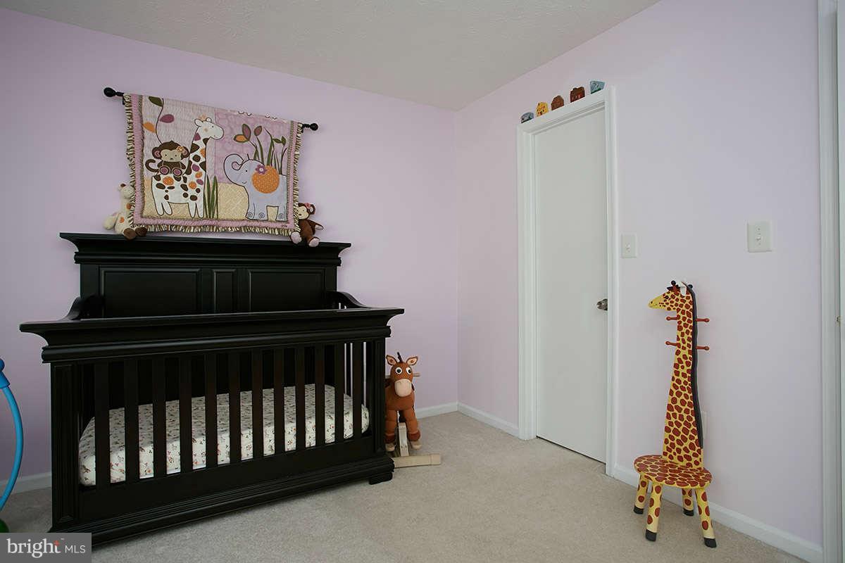 2203 Hunter's Run Drive, Unit 2203 Reston, VA 20191 - Photo 20 of 27 Bedroom