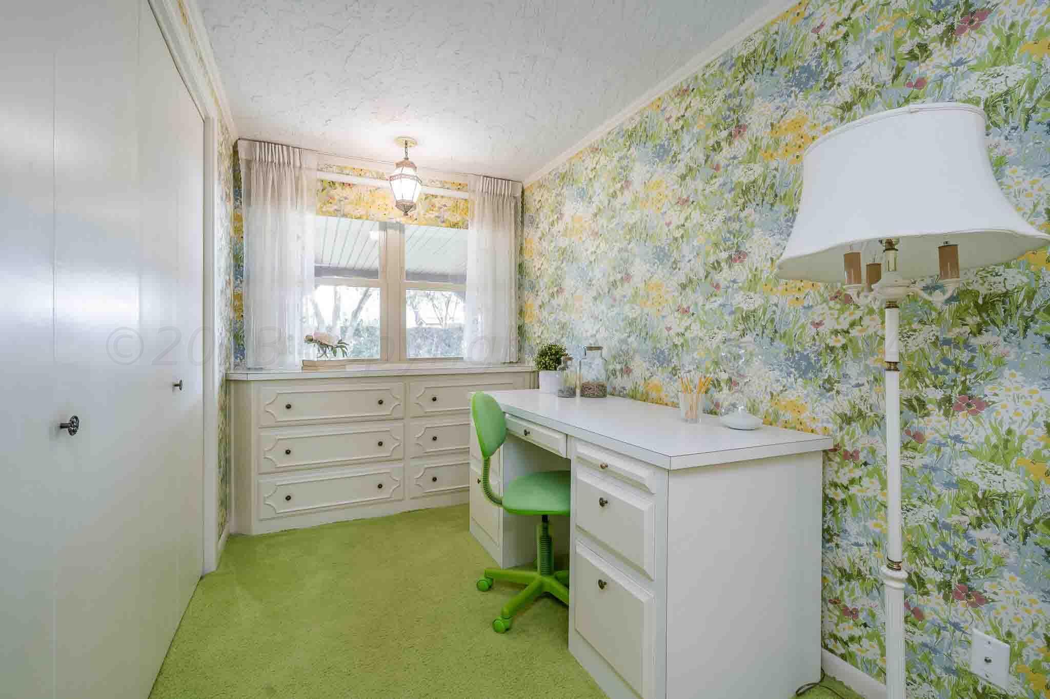 7517 Duling Lane Amarillo, TX 79110 - Photo 29 of 80 a bathroom with a sink and a mirror