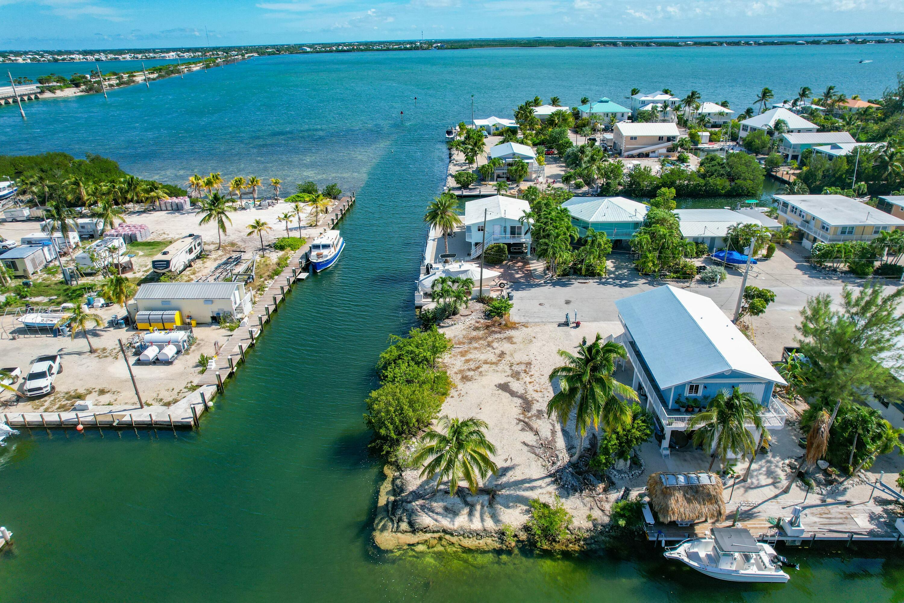 132 Blackbeard Road Summerland Key, FL 33042 - Photo 15 of 17 tempImageBphrZN