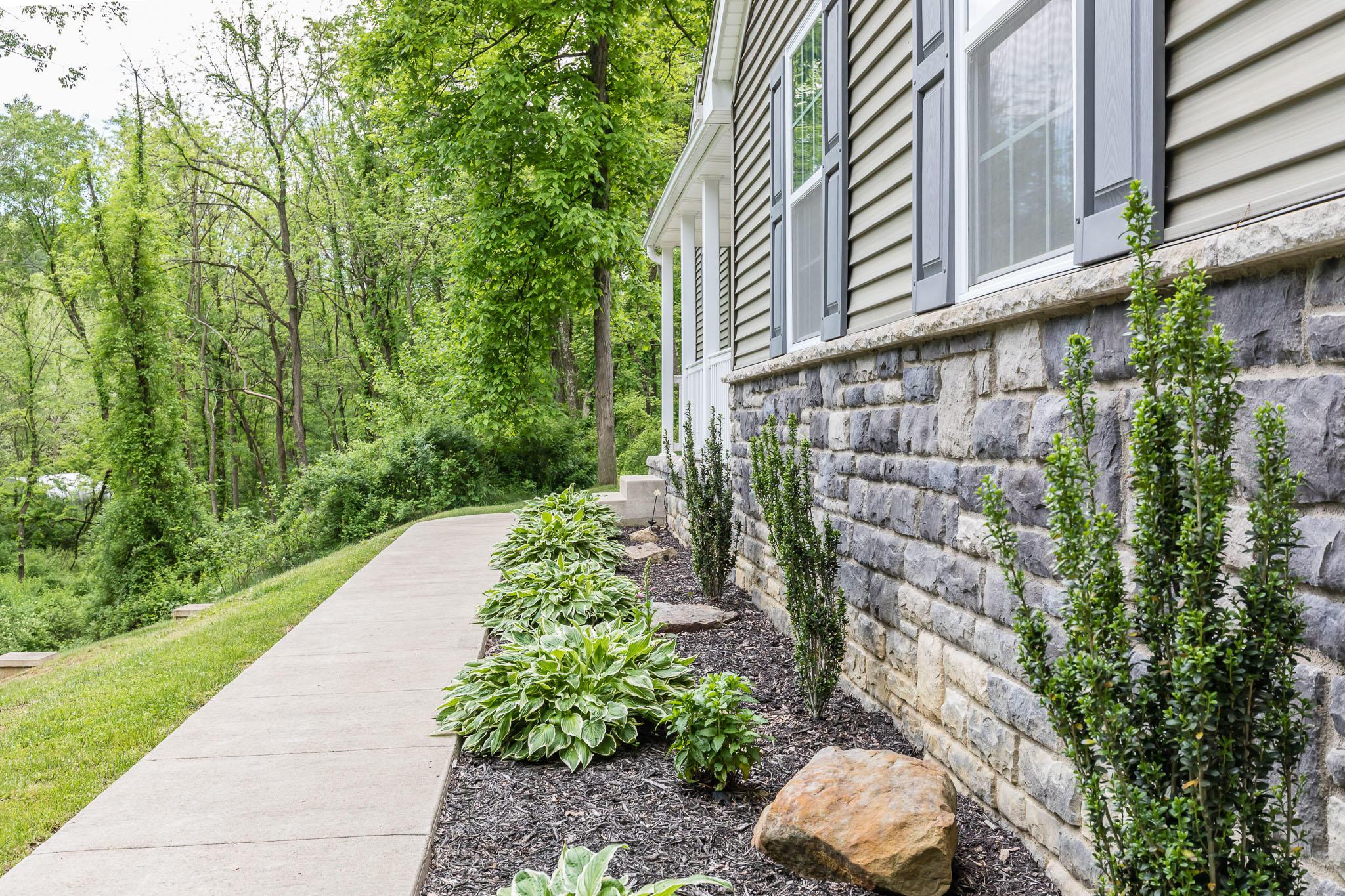 4732 Spring Hill Road Southeast Newark, OH 43056 - Photo 4 of 27