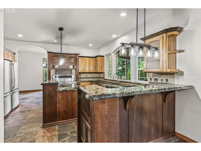 $899,000 | 144 Owl Creek Road, Kelso, WA 98626