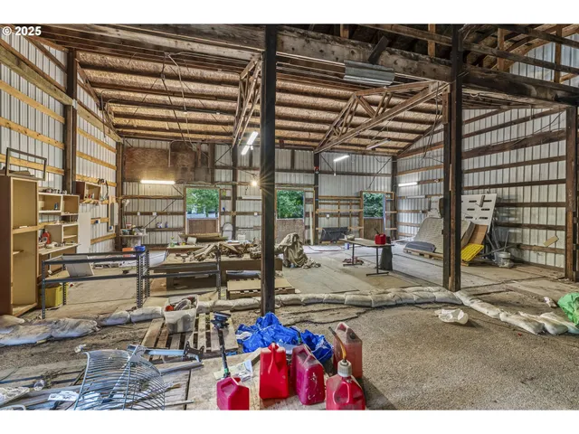 $899,000 | 144 Owl Creek Road, Kelso, WA 98626