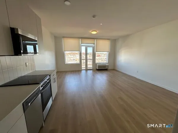 $2,272 | 42 John Street, Unit 609, Stamford, CT 06902