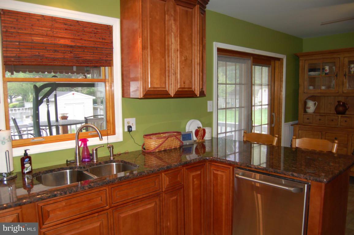436 East Oregon Road Lititz, PA 17543 - Photo 5 of 15