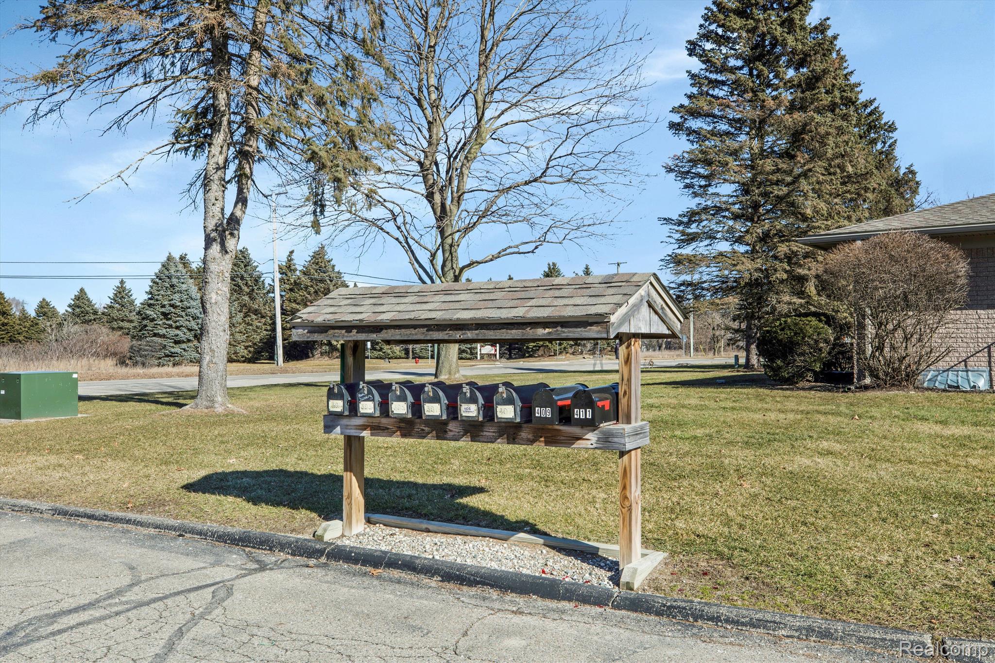 409 West Drahner Road Oxford, MI 48371 - Photo 18 of 18 Gallery Image 18
