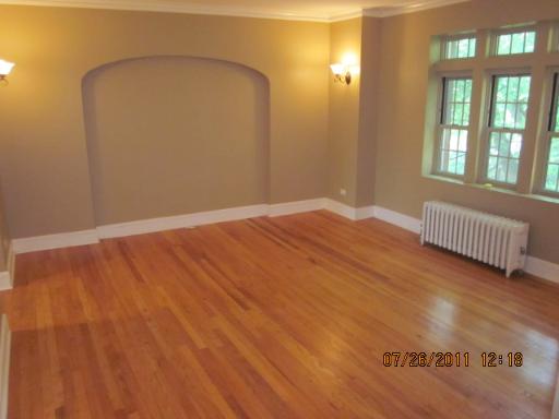 72 Pine Avenue, Unit 3B Riverside, IL 60546 - Photo 5 of 9 a view of an empty room and window