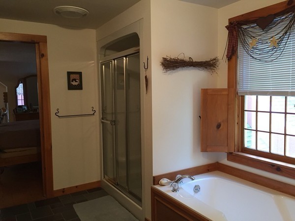 1005 Southbridge Road Warren, MA 01585 - Photo 16 of 30 a view of bathroom