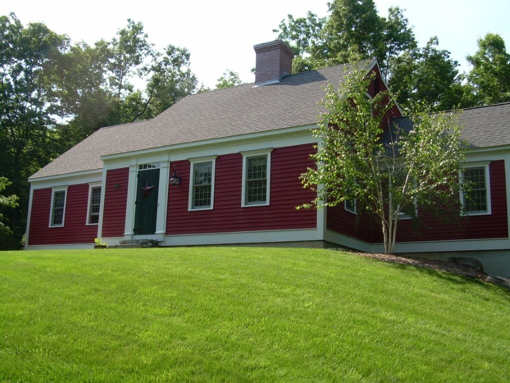 1005 Southbridge Road Warren, MA 01585 - Photo 2 of 30 a view of a house with a yard