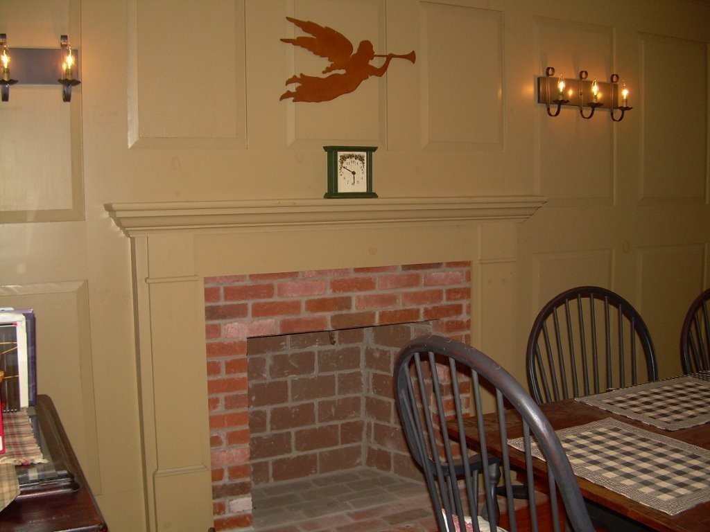 1005 Southbridge Road Warren, MA 01585 - Photo 5 of 30 a view of a balcony
