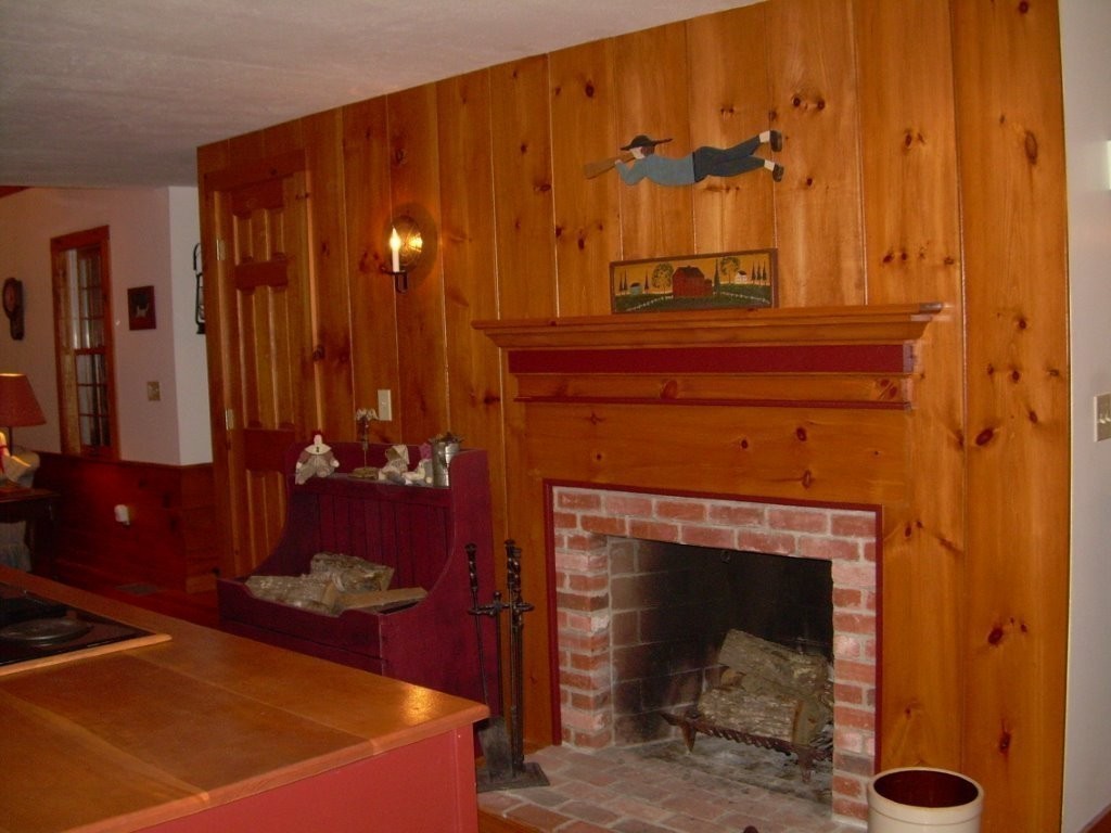 1005 Southbridge Road Warren, MA 01585 - Photo 9 of 30 a living room with furniture and a fireplace