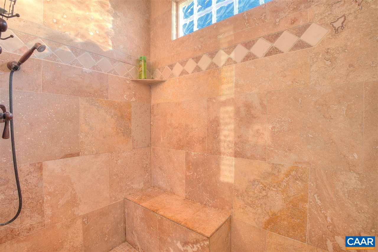 112 Creekside Court Ruckersville, VA 22968 - Photo 20 of 48 a bathroom with a shower