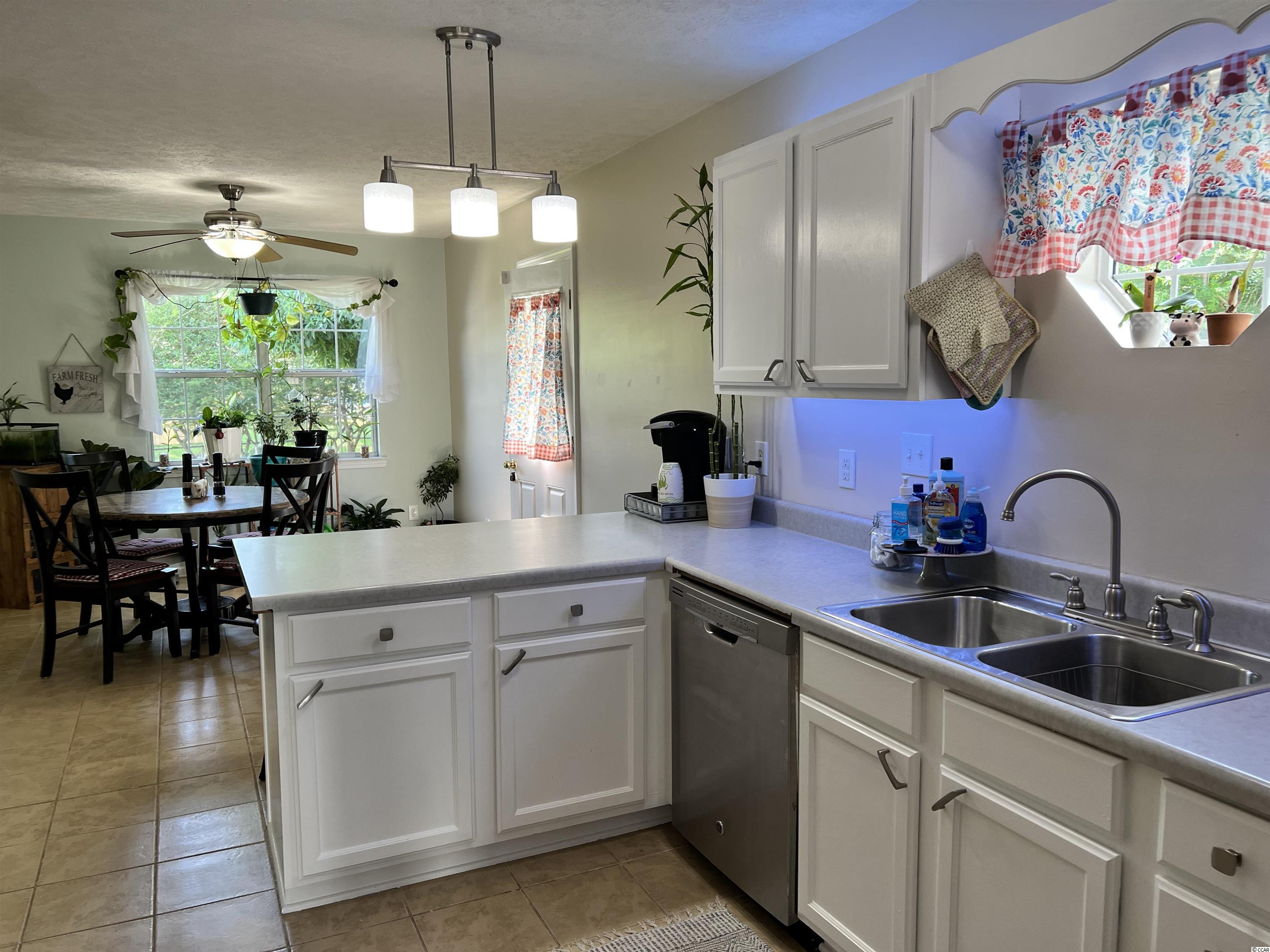 8015 Tag Court Murrells Inlet, SC 29576 - Photo 7 of 39 Gallery Image 7
