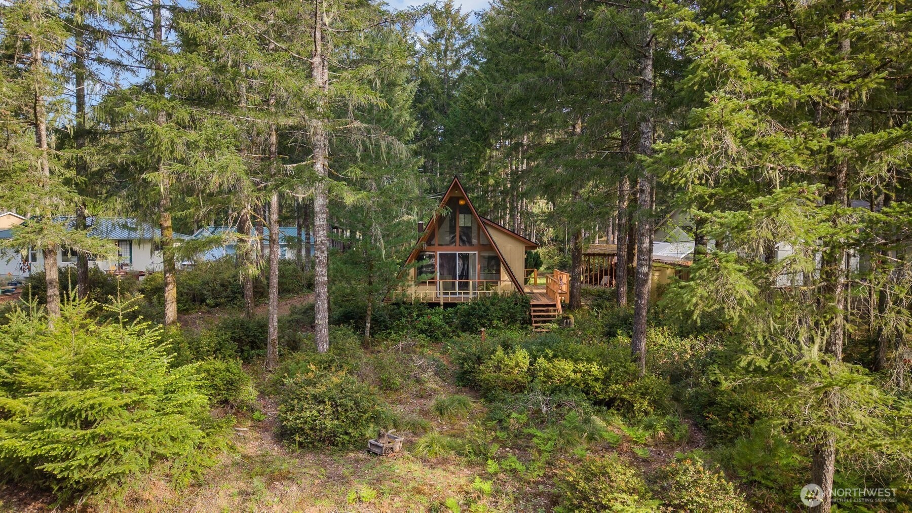 180 East Shetland Road Shelton, WA 98584 - Photo 1 of 40