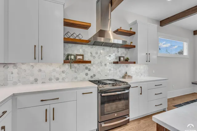 $625,000 | 1831 Illinois Street, Lawrence, KS 66044