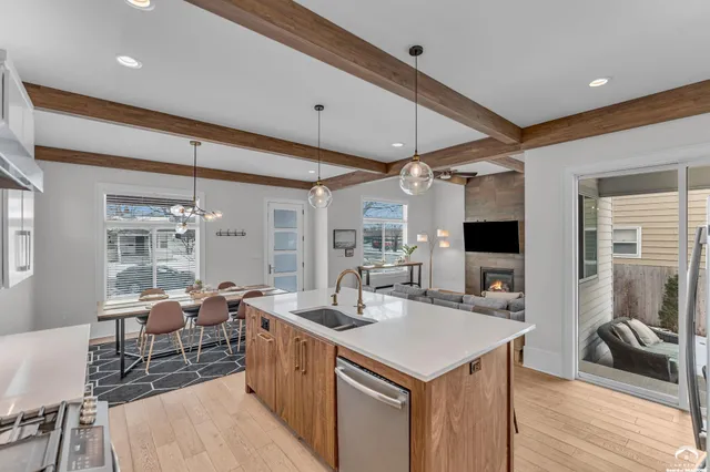 $625,000 | 1831 Illinois Street, Lawrence, KS 66044