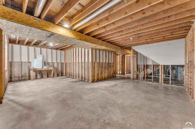 $625,000 | 1831 Illinois Street, Lawrence, KS 66044