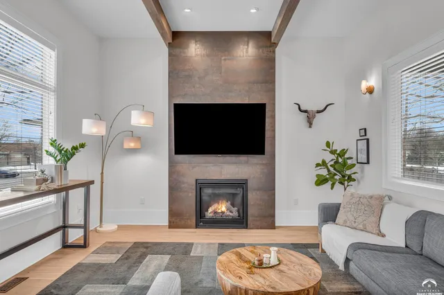 $625,000 | 1831 Illinois Street, Lawrence, KS 66044