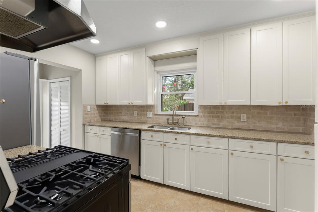 1521 Cavendish Road Winter Park, FL 32789 - Photo 6 of 22