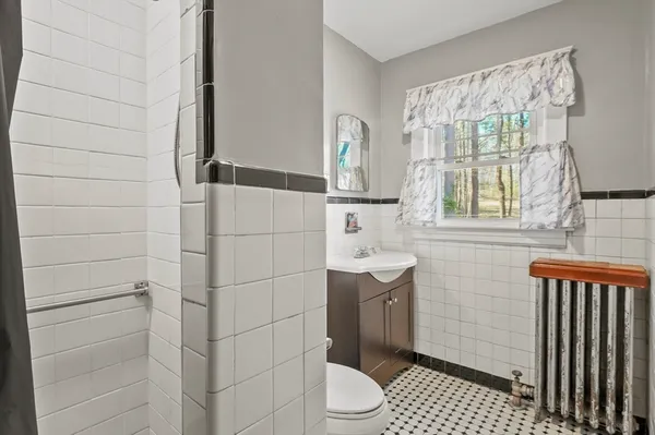 $420,000 | 19 Nutting Street, Gardner, MA 01440