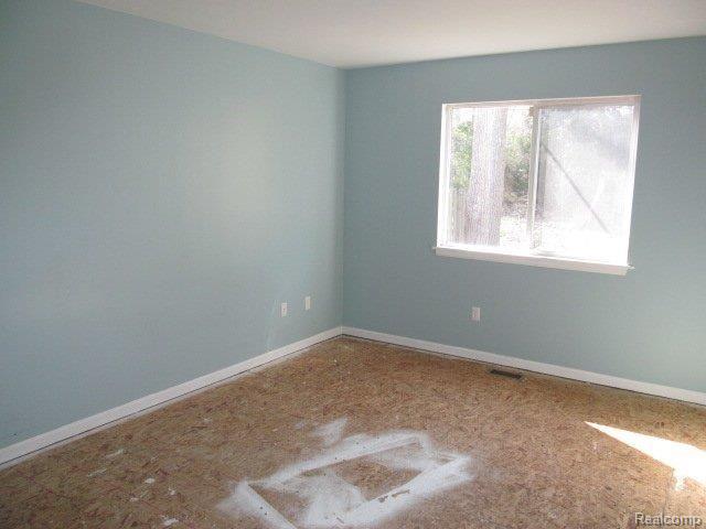 4096 Elmhurst Road Waterford, MI 48328 - Photo 19 of 25 264-018792 - Bedroom 3 (2).JPG