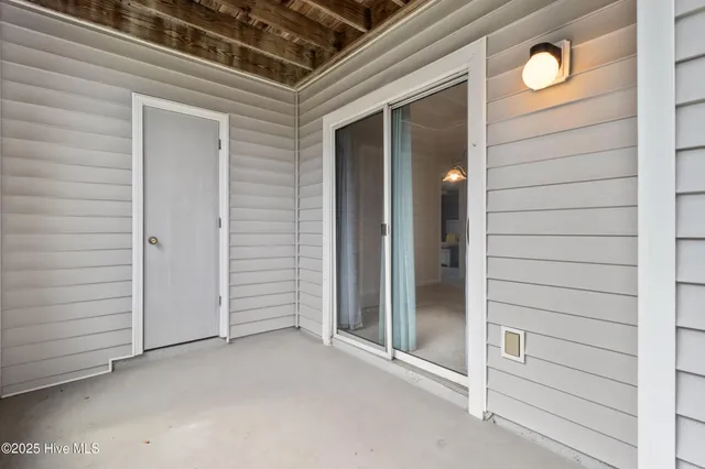 $255,000 | 4166 Breezewood Drive, Unit 103, Wilmington, NC 28412