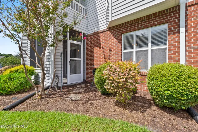 $255,000 | 4166 Breezewood Drive, Unit 103, Wilmington, NC 28412