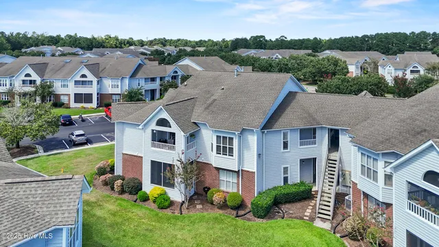 $255,000 | 4166 Breezewood Drive, Unit 103, Wilmington, NC 28412