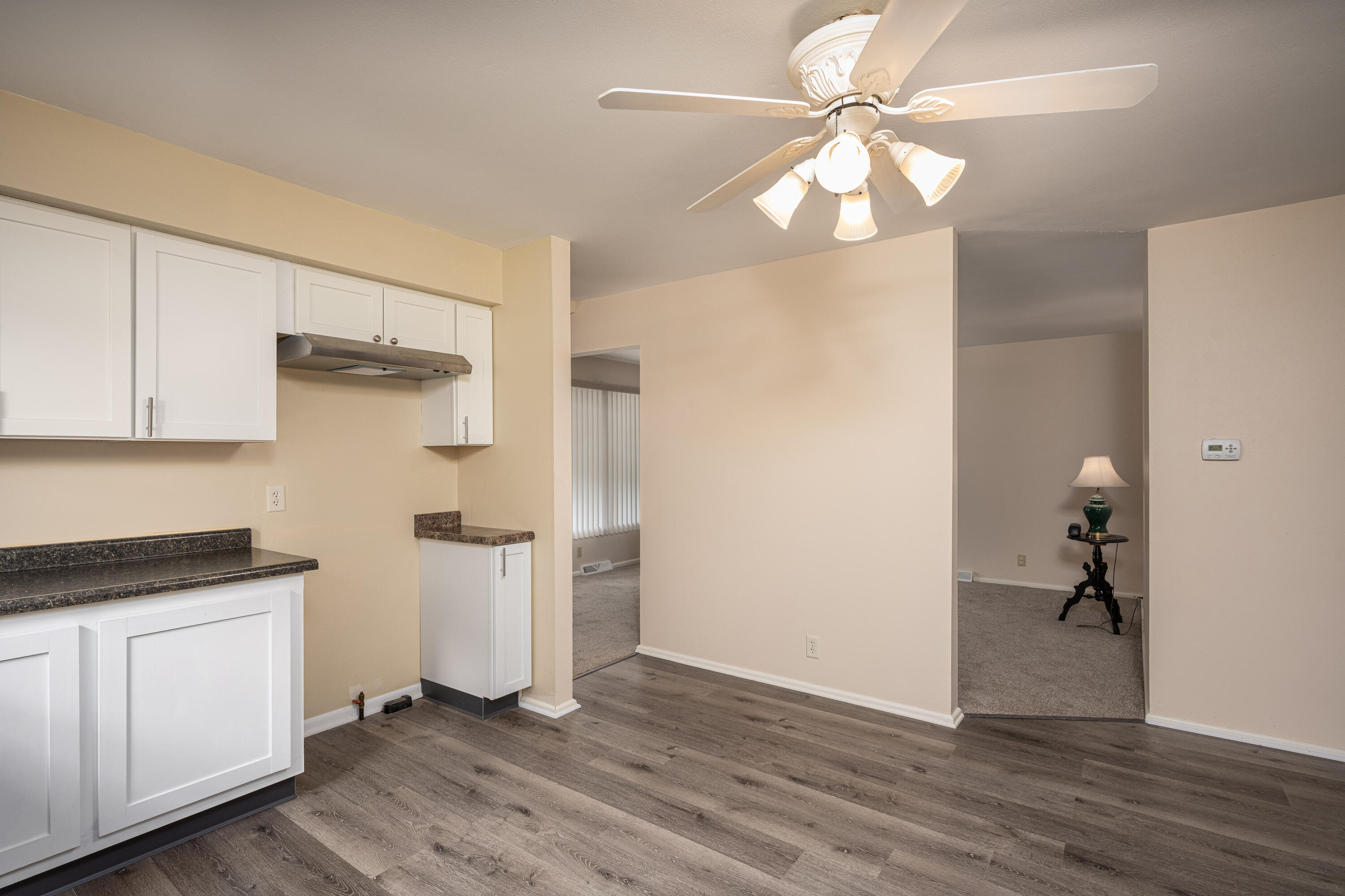 4954 North 85th Street Milwaukee, WI 53225 - Photo 8 of 27 W Maple-7
