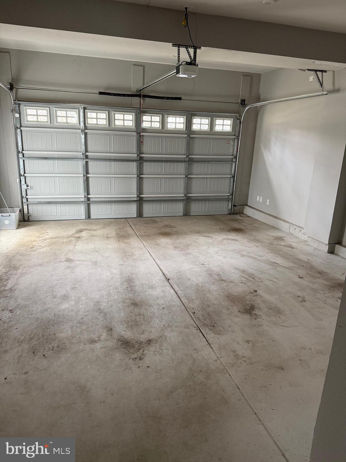 2575 Bailey Circle Philadelphia, PA 19115 - Photo 30 of 36 a view of a garage