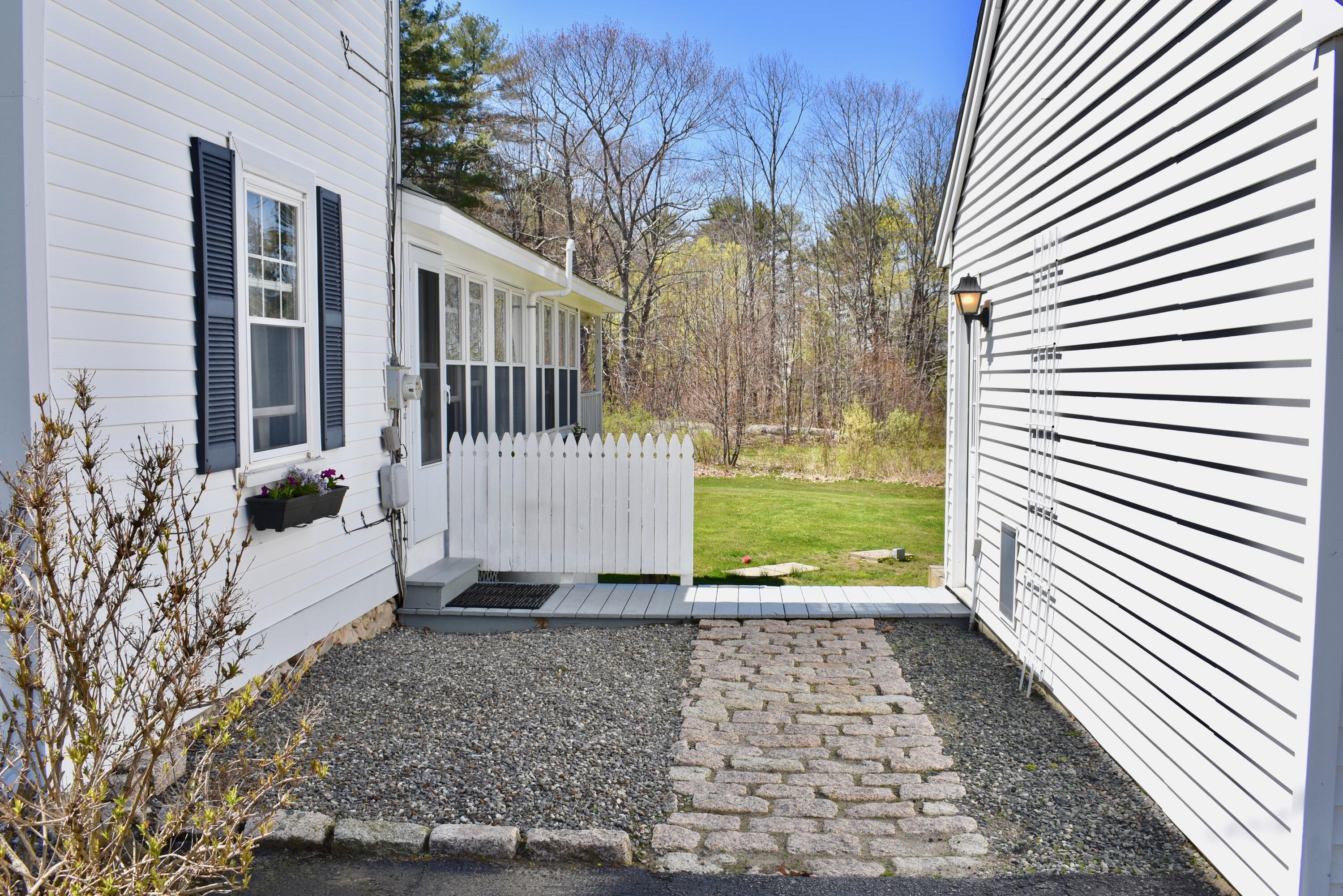 124 Harding Road Brunswick, ME 04011 - Photo 13 of 68 DSC_0134