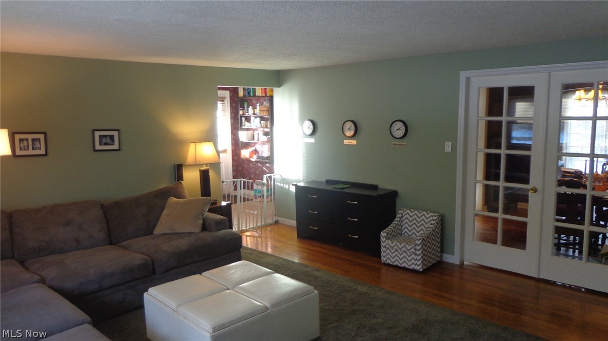736 Ecton Road Akron, OH 44303 - Photo 12 of 26 17x16 Family entertainment room