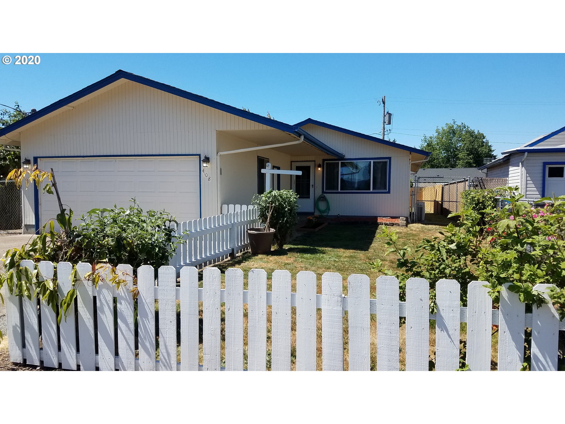 408 34th Street Springfield, OR 97478 - Photo 1 of 8