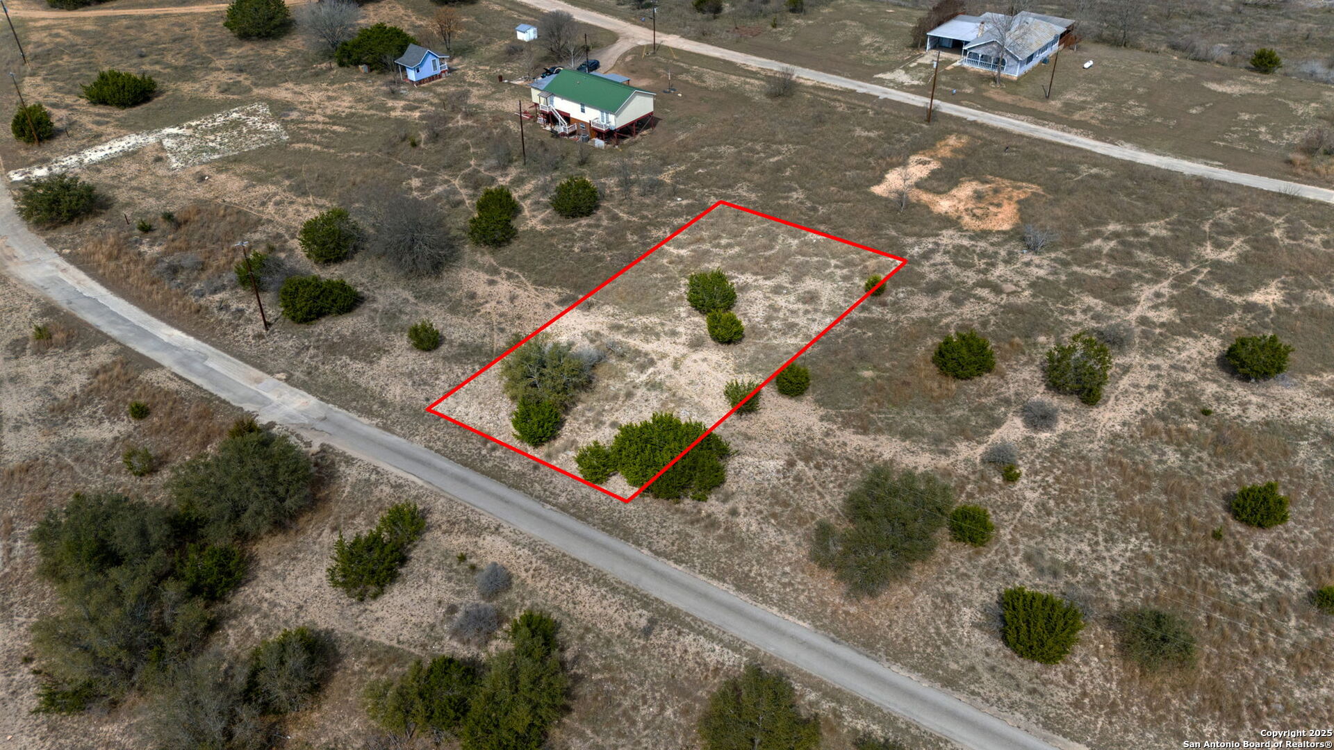 25 Quail Run Bandera, TX 78003 - Photo 8 of 9
