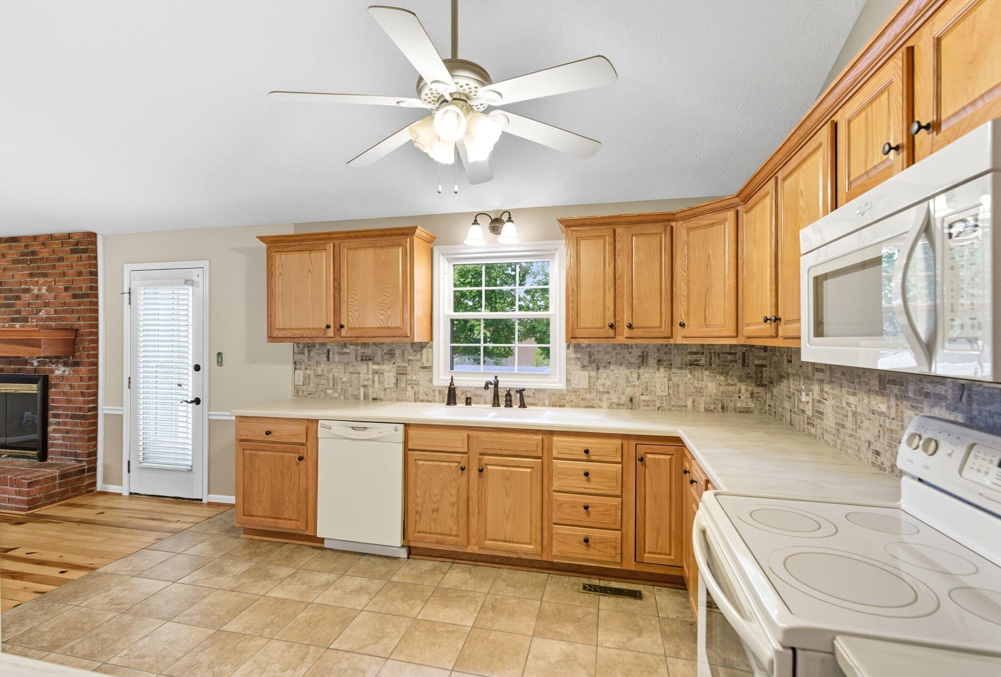 414 Normandy Road Versailles, KY 40383 - Photo 15 of 30 16_015_DSC07683